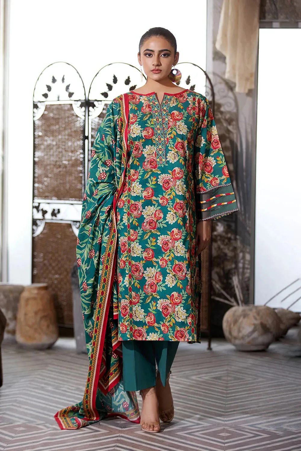 3PC Printed Unstitched Lawn Suit KLA-2588