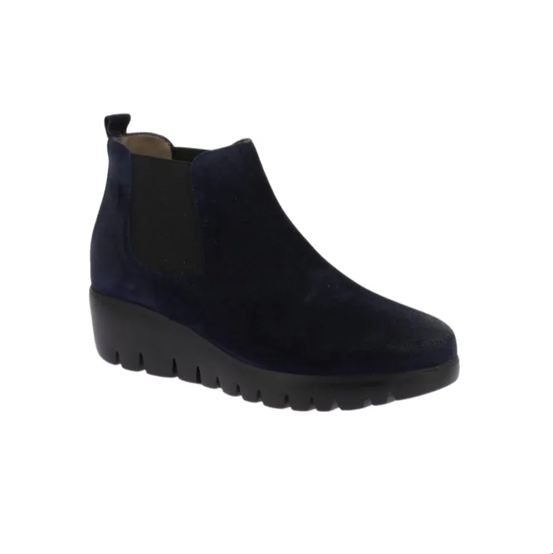 C33138 Black WATERPROOF Boot