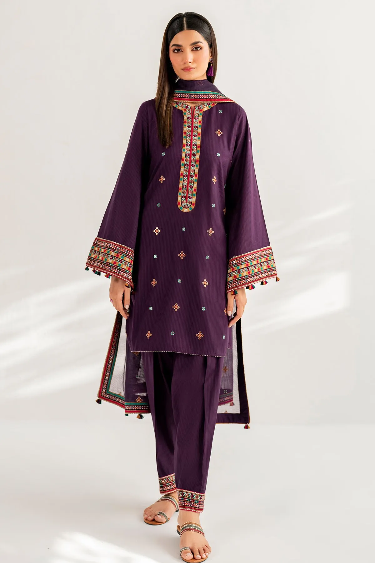 Embroidered Dobby Lawn USE - 9088