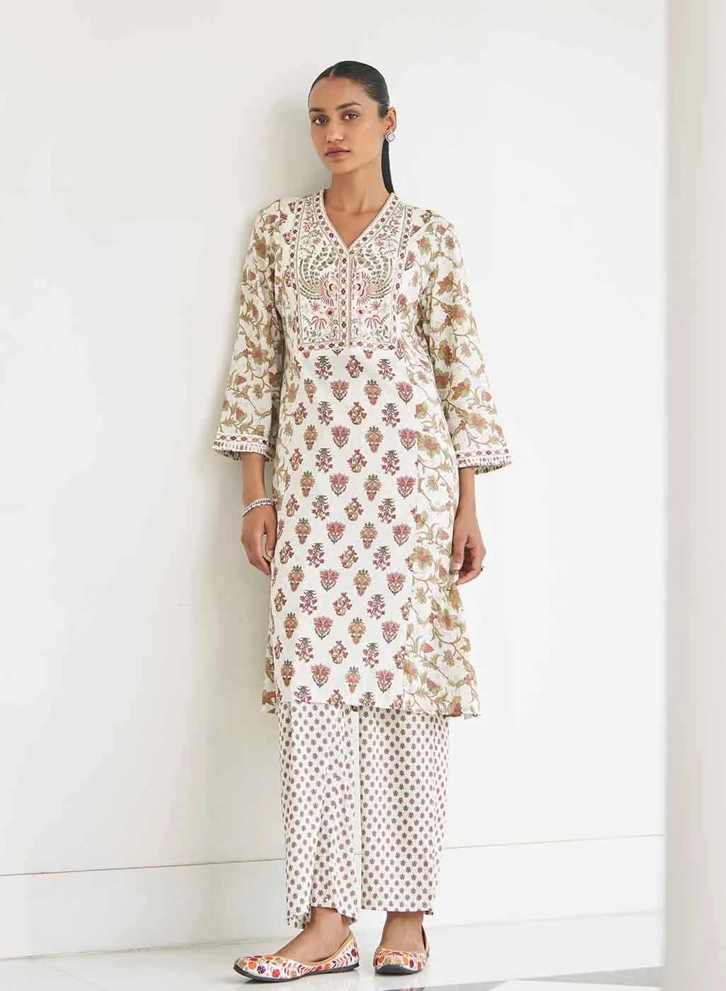 Ivory Modal Printed Kurta Set with side Paneled Design